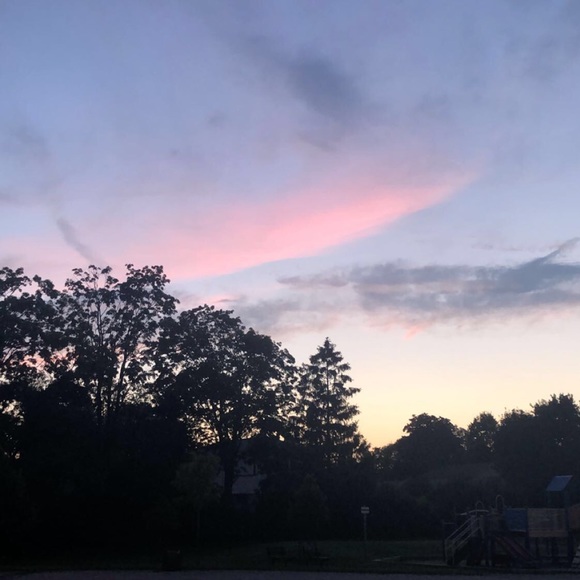 Meet your Posher, Alexus - Picture 1 of 1